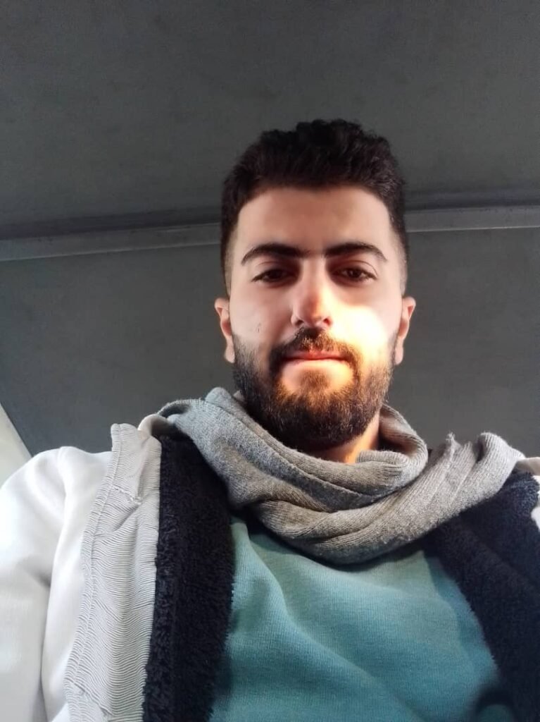 علي مهنا